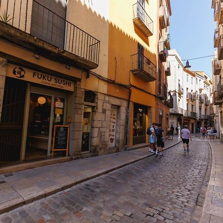 Bravissimo Cort Reial Duplex, Spacious With 3 Bedrooms Girona Exteriör bild