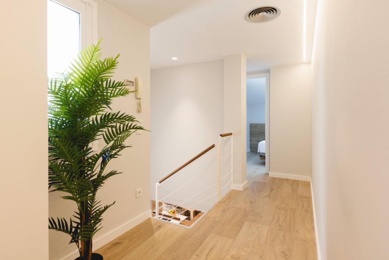 Bravissimo Cort Reial Duplex, Spacious With 3 Bedrooms Girona Exteriör bild